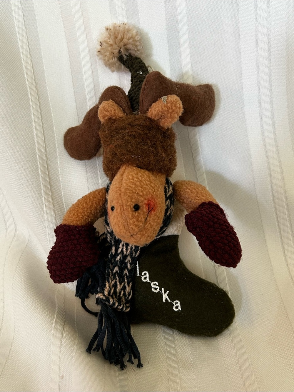NWT Cute Critter Alaska Ornaments Moose Stocking Scarf Hat Christmas Holiday
